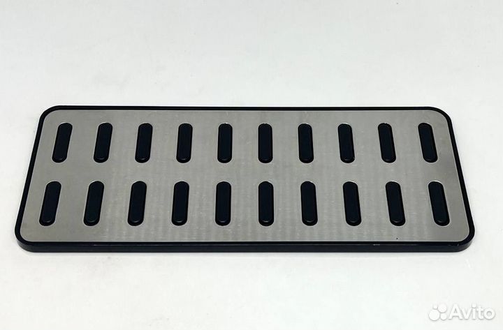 Накладка на площадку под левую ногу Kia Rio, Hyund