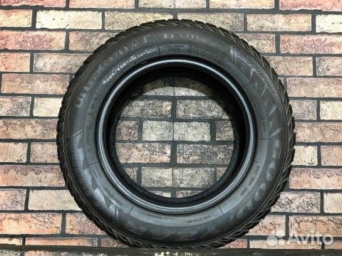 Goodyear UltraGrip Extreme 205/65 R15 94T