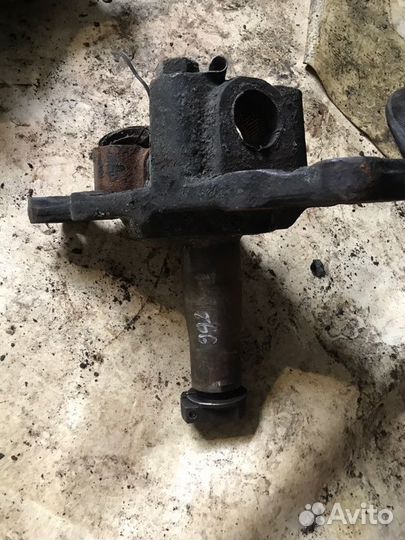 Поворотный кулак Mercedes