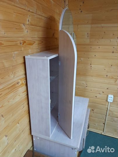 Трюмо трельяж с зеркалом