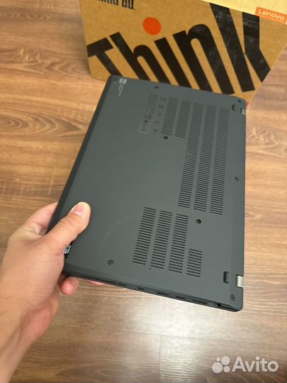 ThinkPad T14 Gen 3 i5-1245u 32gb 512ssd sRGB100