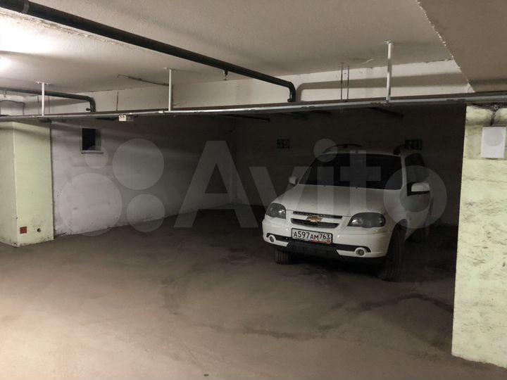 Машиноместо, 24 м²
