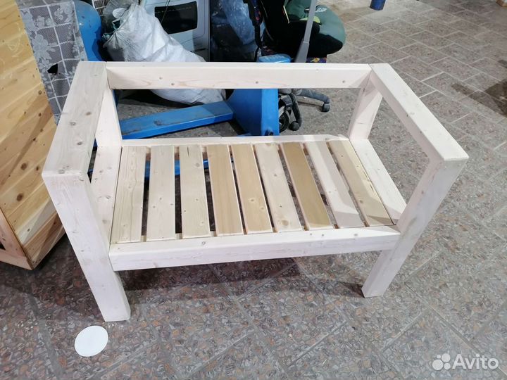 Диван садовый