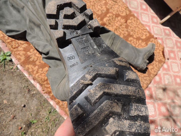 Полукомбинезон рыбацкий (забродник)