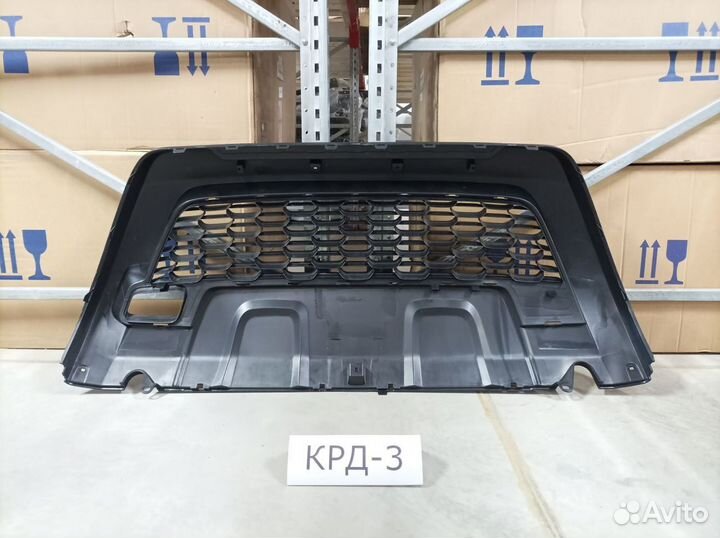 Решетка в бампер нижняя Renault Duster 2015-2020
