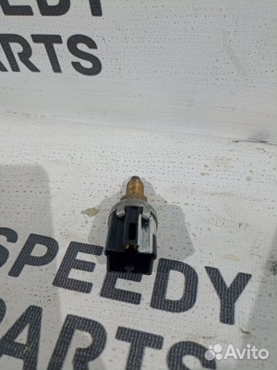 Датчик педали тормоза Toyota Corona E-ST190 4S-FE