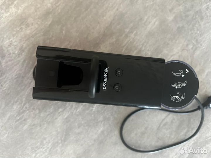 Капсульная кофемашина nespresso essenza mini c30