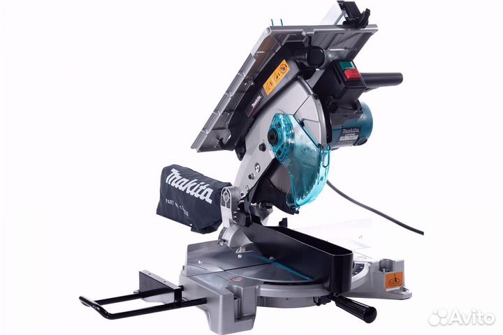 Комбинированная торцовочная пила Makita LH1040