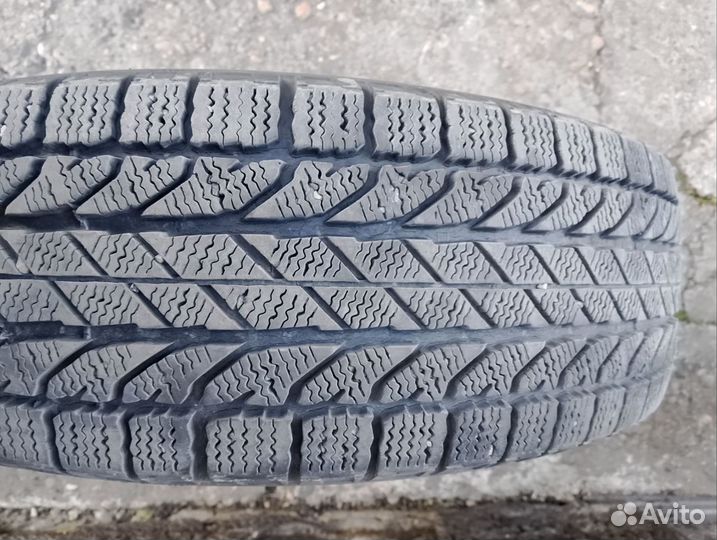 Bfgoodrich Winter Slalom 215/70 R16