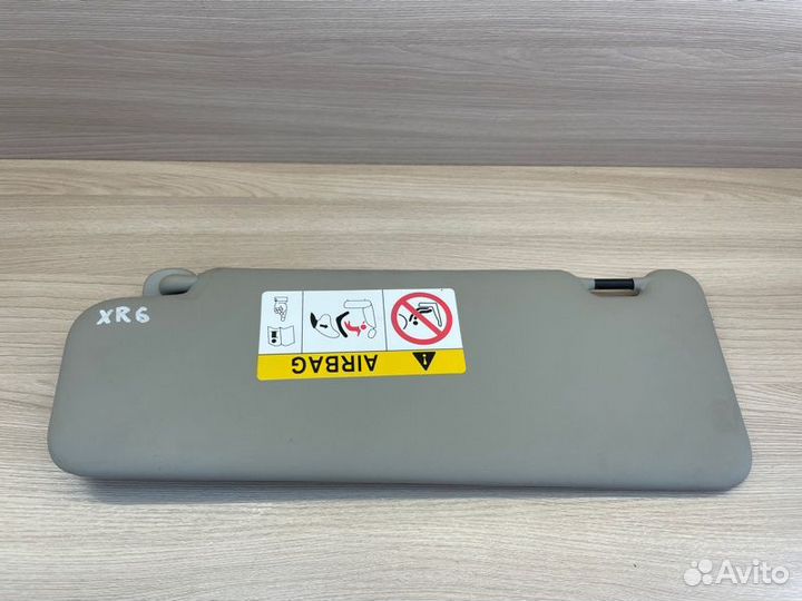 Козырек солнцезащитный правый LADA X-Ray