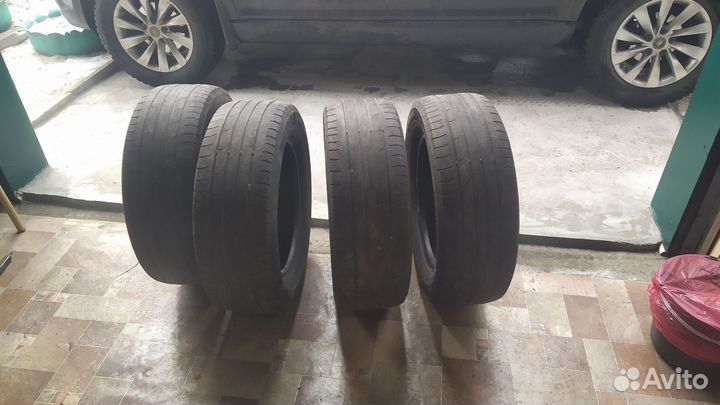 Continental ContiPremiumContact 2 215/60 R16 19H