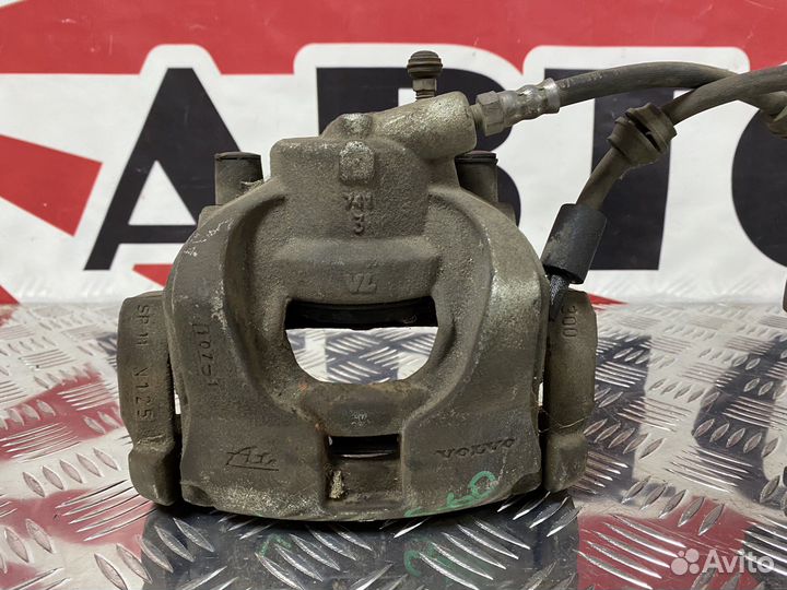 Суппорт передний тормозной Volvo S60 2