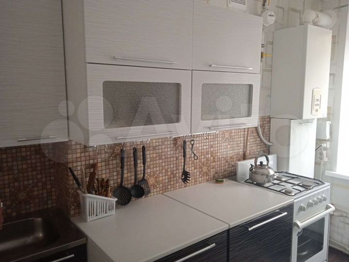 2-к. квартира, 43 м², 3/3 эт.