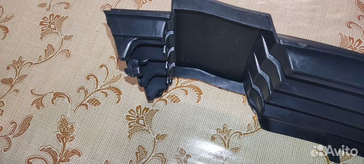 Решëтка бампера VW Passat B5+