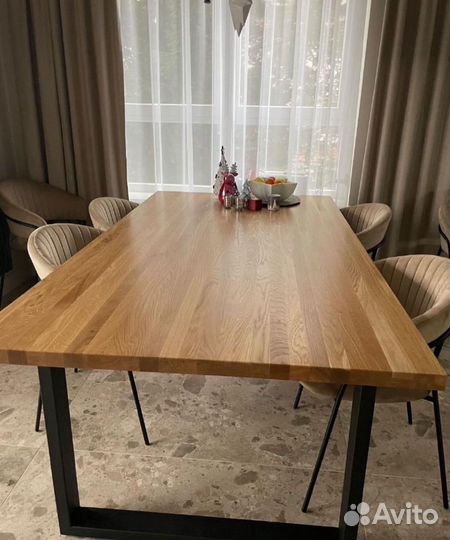 Стол деревянный обеденный с подстольем