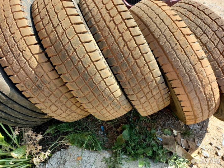 КАМА Кама-310 10.00/80 R20