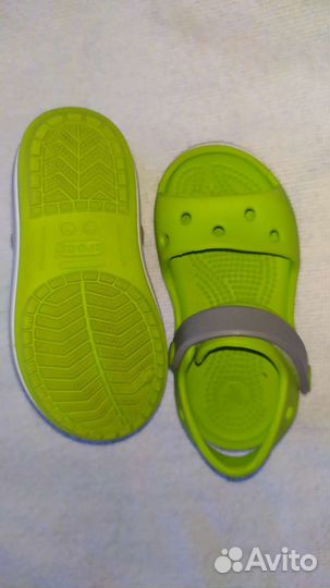 Сандалии crocs