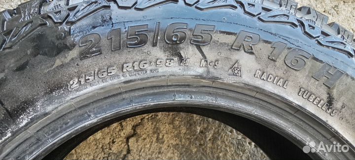 Matador MP 72 Izzarda A/T 2 215/65 R16 98H