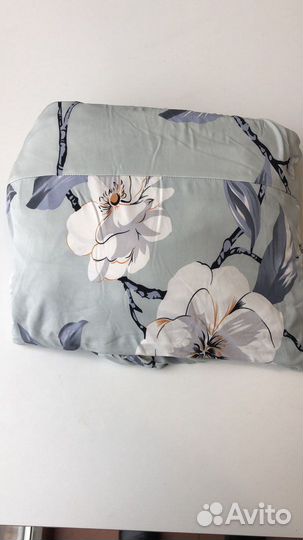 Чехлы на диван