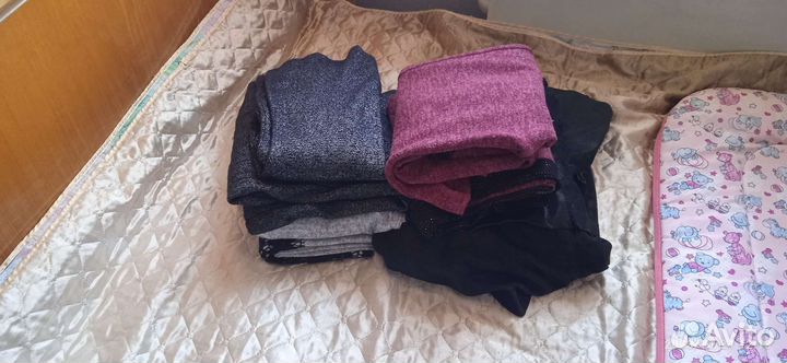 Отдам бесплатно женские вещи 44-46