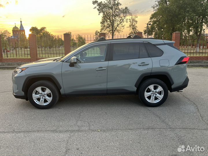 Toyota RAV4 2.5 AT, 2020, 50 000 км