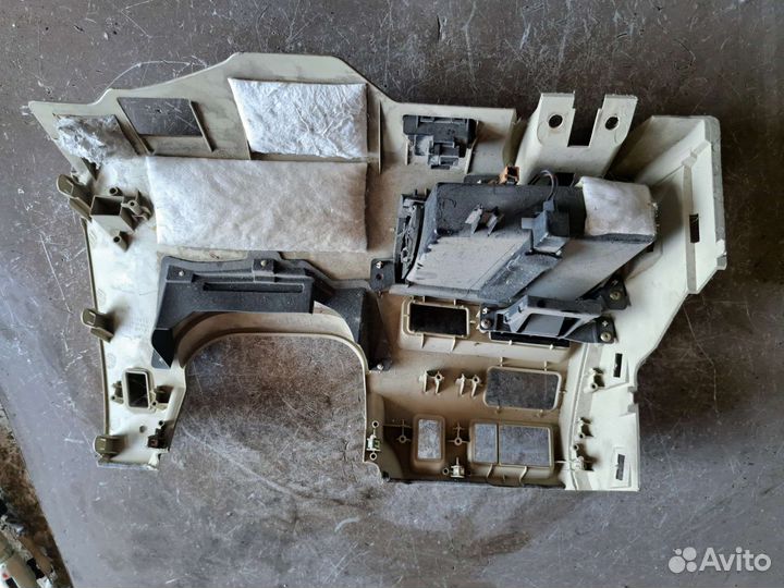 Накладка торпеды в сборе Nissan Fuga