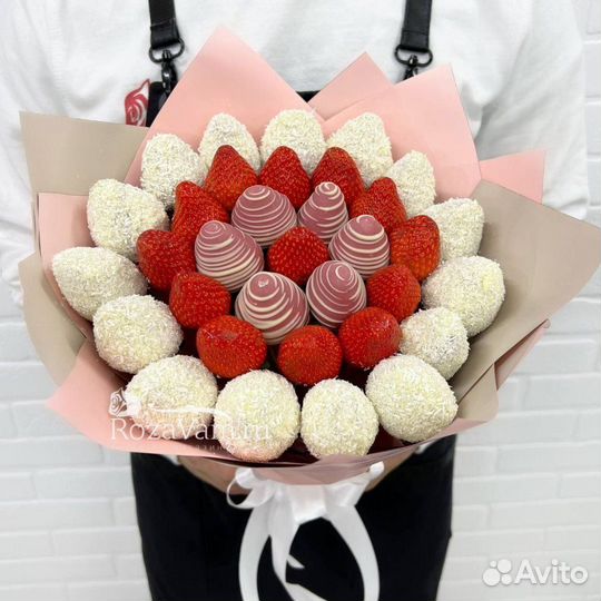 Букет из клубники в шоколаде