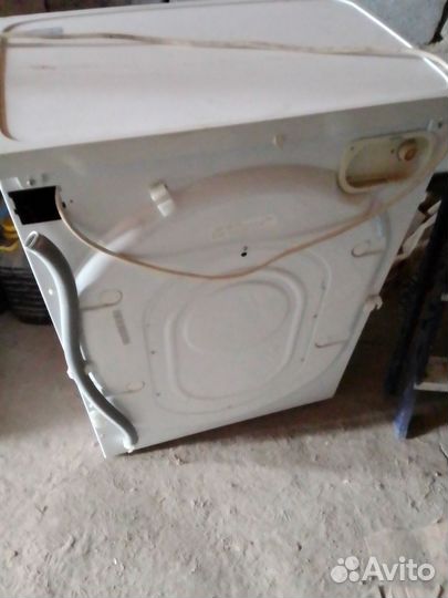 Деревянная двух- ярусная кровать