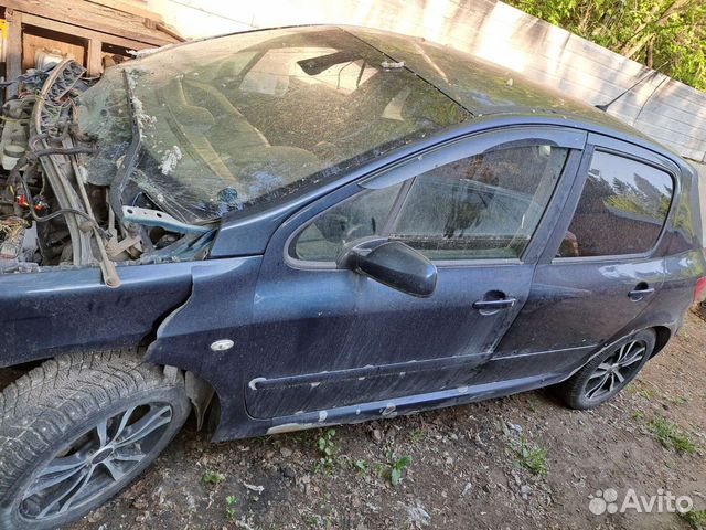 Peugeot 307 1.6 MT, 2007, битый, 173 546 км с пробегом, цена 25000 руб.