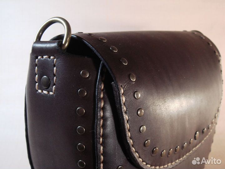 Женская сумка из кожи