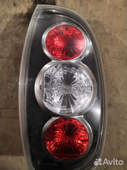 Задний фонарь