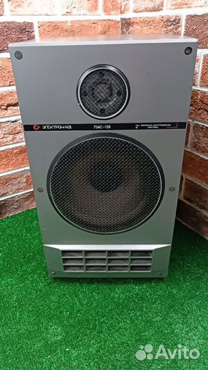 Z. 8374 Колонки Электроника 72ас-128