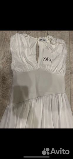 Платье Zara M