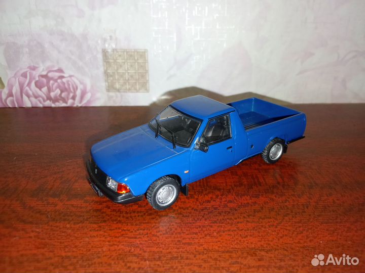 Модель автомобиля москвич 2335