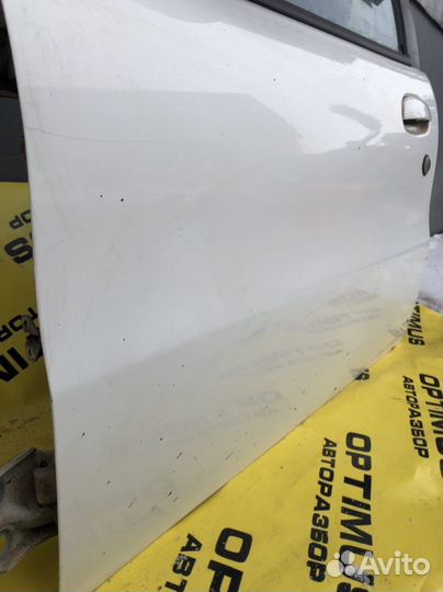 Передняя левая дверь Fiat Albea