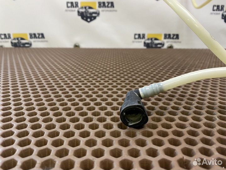 Топливные трубки Volkswagen Passat