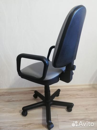 Компьютерное кресло бу