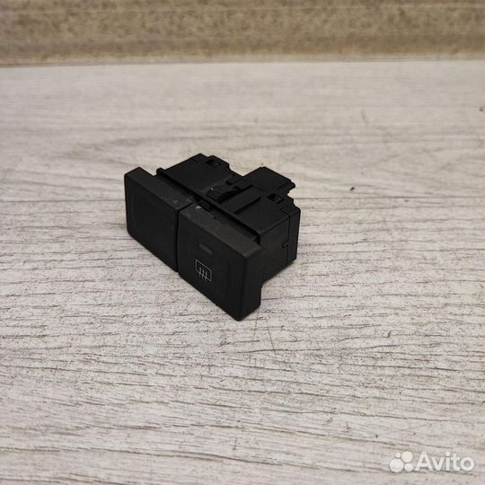 Кнопка обогрева заднего стекла Ford Fusion(02-012)