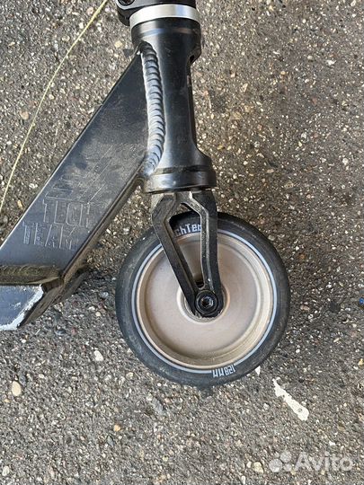 Трюковой самокат tech team