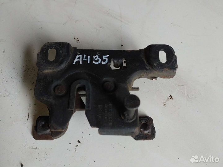 Замок капота,ауди а4 б5