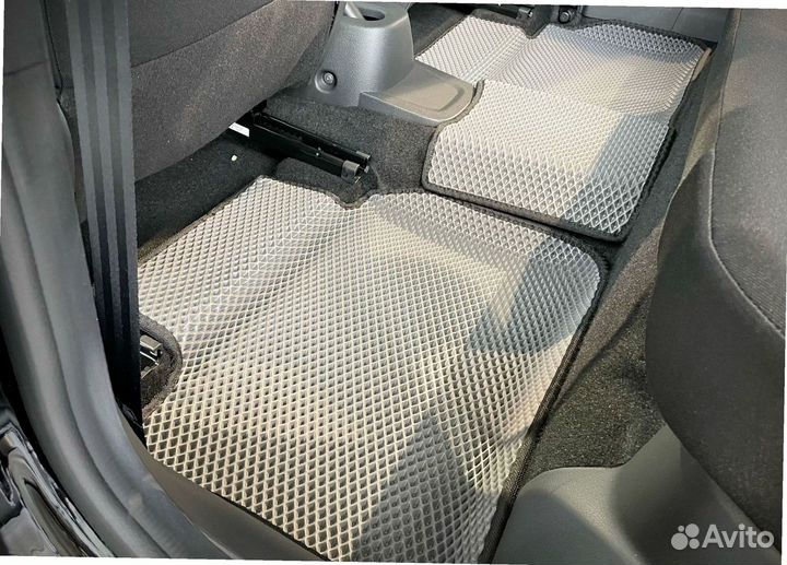 Автоковрики на автомобиль