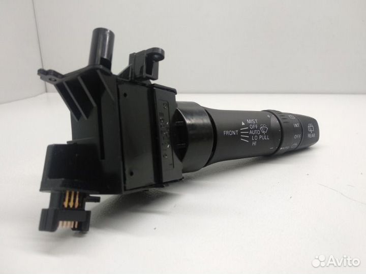 Подрулевой переключатель передний правый