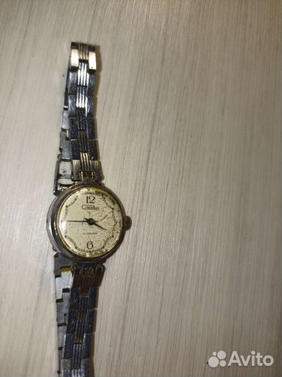 Часы слава СССР женские