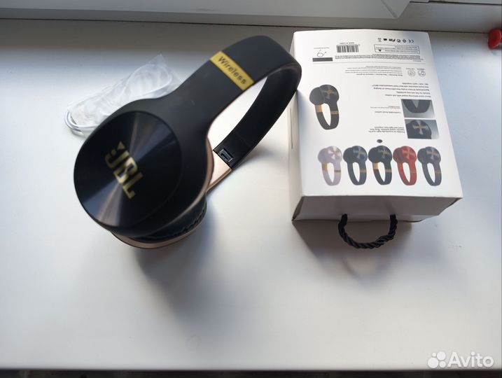 Bluetooth наушники JBL 951bt