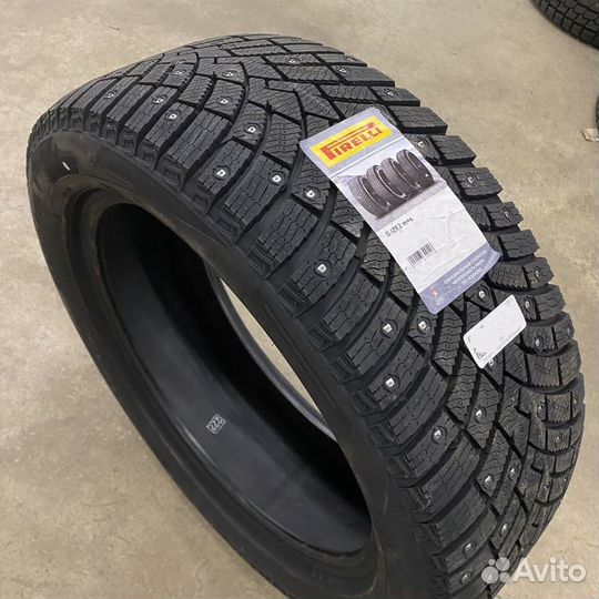 Pirelli Scorpion Ice Zero 2 285/45 R21 113H