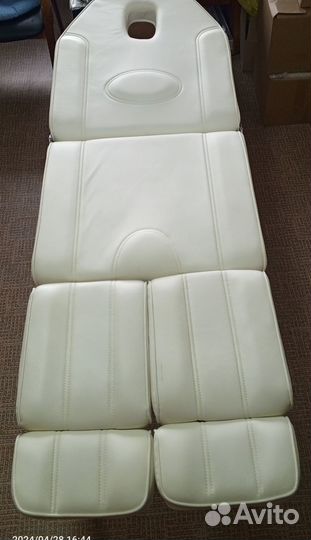 Педикюрное кресло (педикюр, массаж)