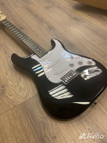 Гитара электроакустика новая