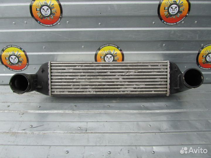 Интеркулер BMW X3 E83 радиатор охлаждения воздуха