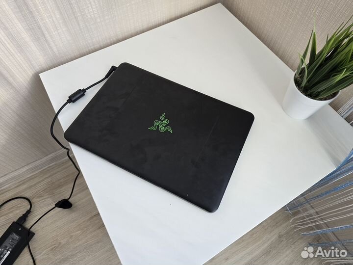 Игровой ультрабук Razer i7 GTX 1060 6 gb