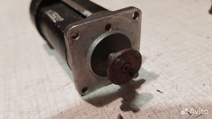 Электродвигатель дп-2-26 12Вт (СССР)